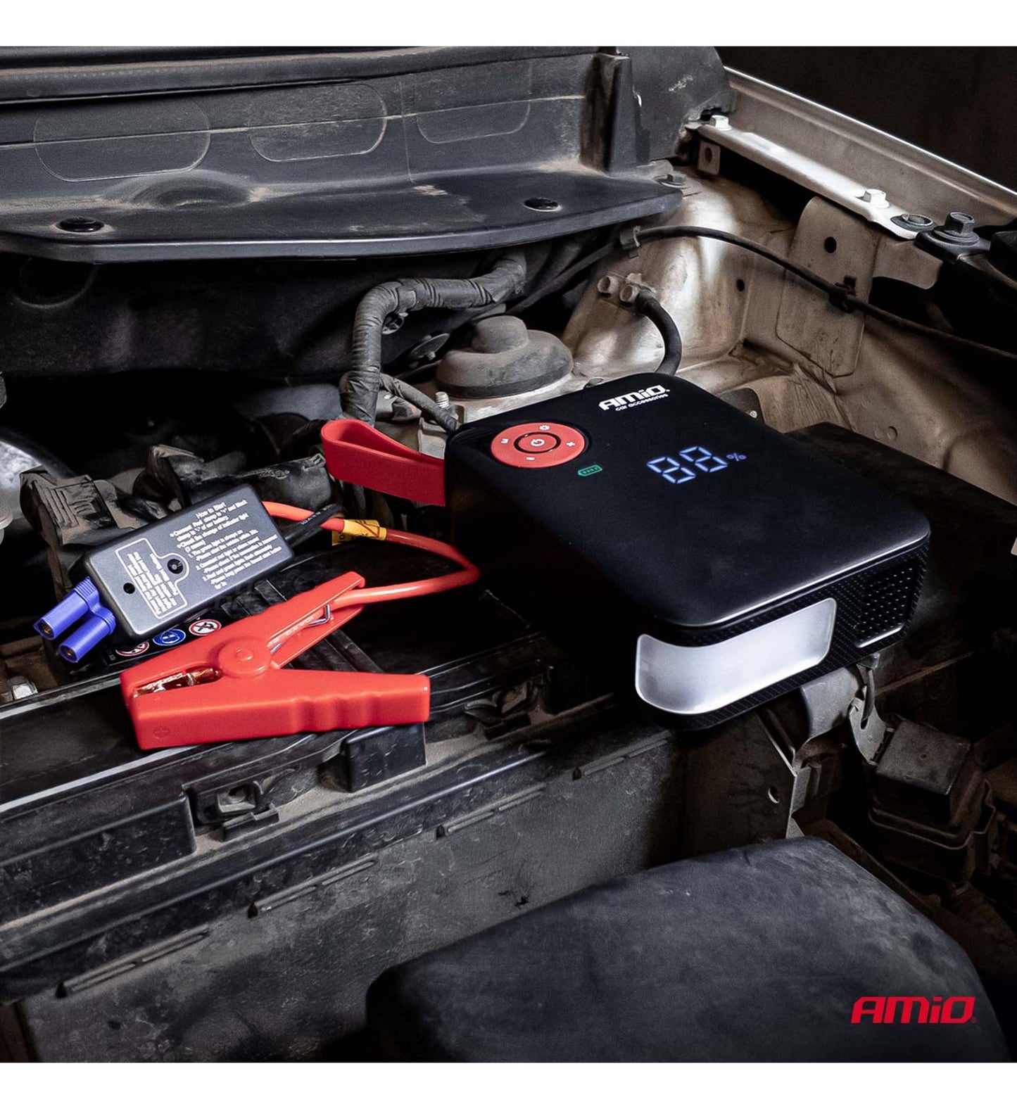 Mini pornitor portabil 4 în 1 cu LED/compresor de aer/acumulator extern 12V 7,2Ah 600A PRO